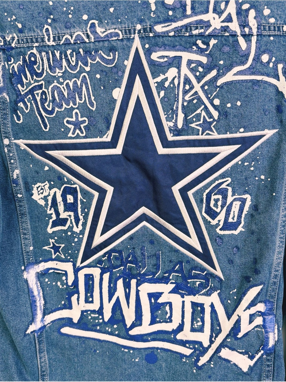 Dallas Cowboys The Wild Collective Denim Hooded Jacket Mens Small NFL - Picture 8 of 11